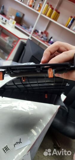 Накладка на торпедо левая