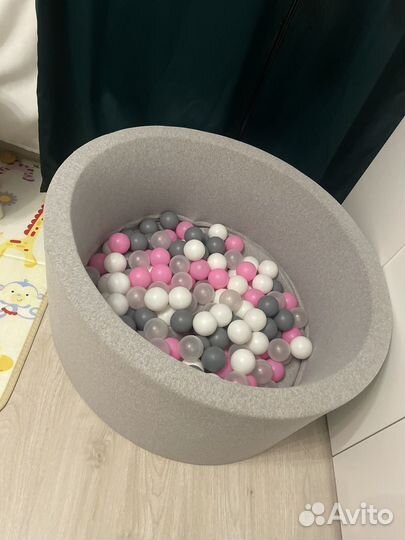 Мягкий сухой бассейн