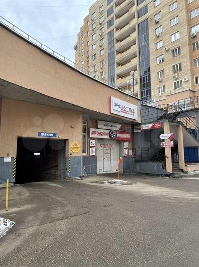 Машиноместо, 18 м²