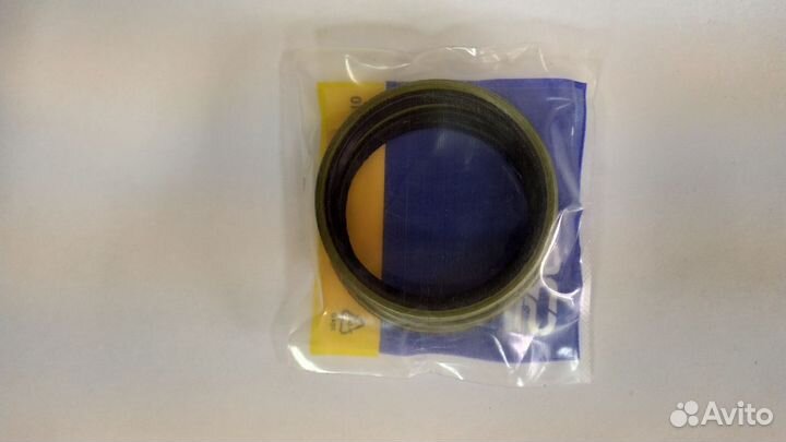 Уплотнение г/цилиндра поворота стрелы 11883937 BL