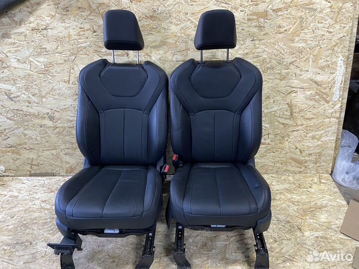 Комплект сидений на Infiniti QX60 II