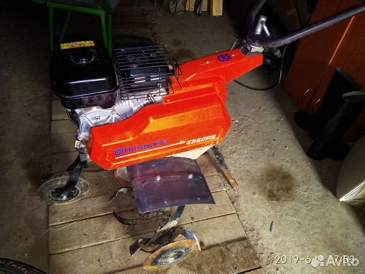 Мощный культиватор Husqvarna T560RS для требовател