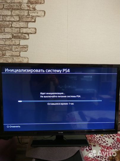 Sony PlayStation 4 slim 500gb + два геймпада