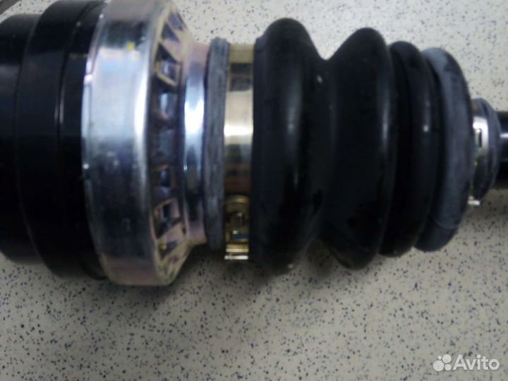 Привод колеса в сборе 96348790