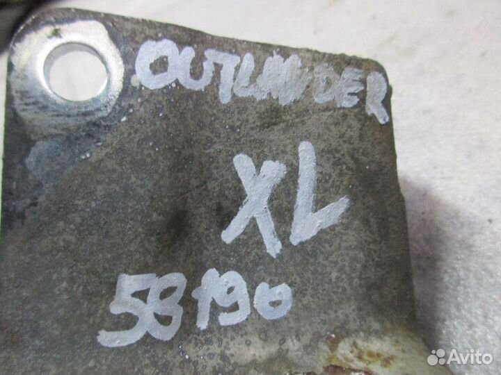 Кронштейн тросов кпп Mitsubishi Outlander XL (CW)