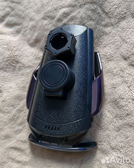 Автомобильная беспроводная зарядка-держатель