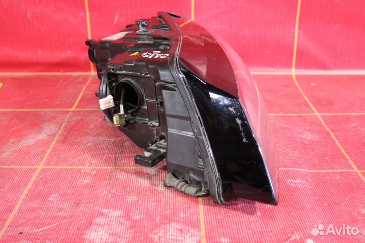 Фара левая Audi A8/S8