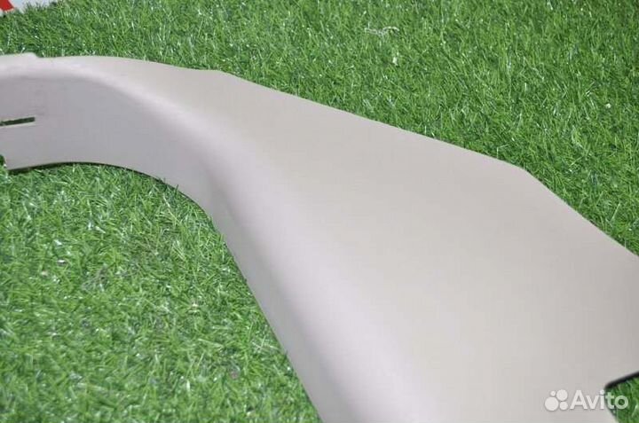 Пластик салона (парой) Cadillac Escalade GMT820