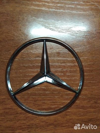 Эмблема (значок) mercedes