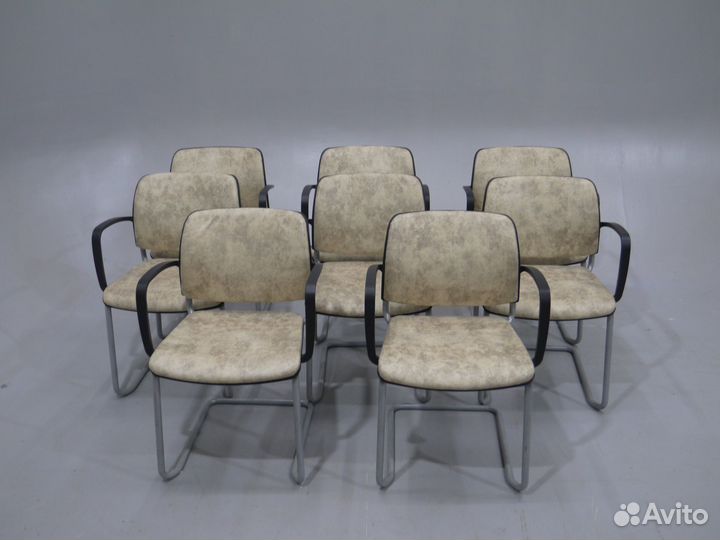 Кресло для переговоров