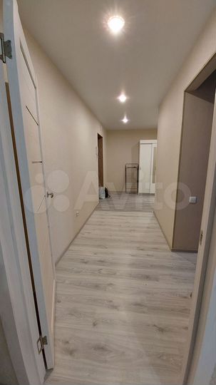 1-к. квартира, 42 м², 9/9 эт.