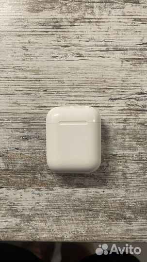 Airpods оригинальные б/у