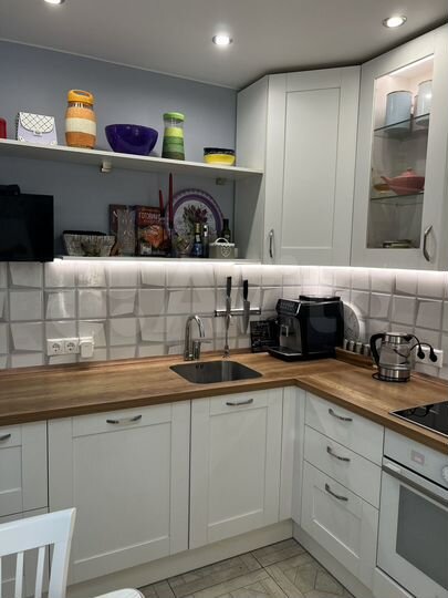 2-к. квартира, 57 м², 10/10 эт.