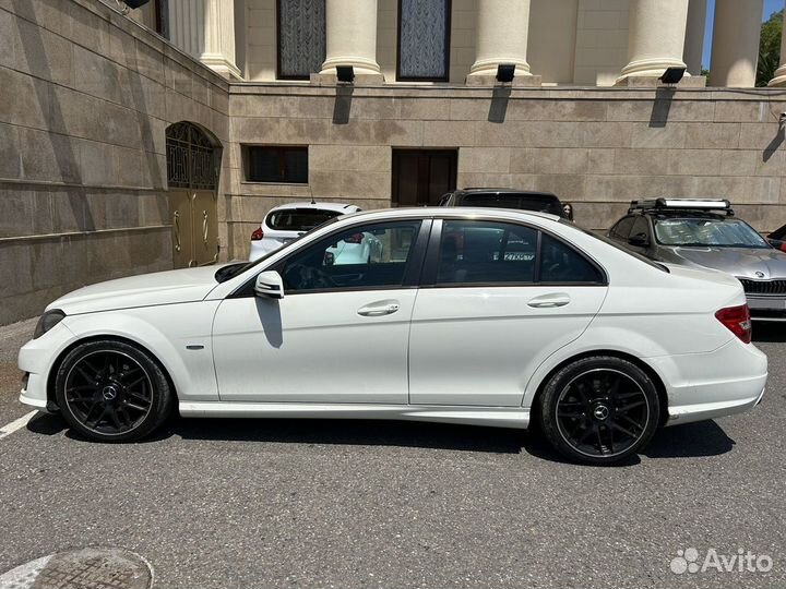 Mercedes-Benz C-класс 1.8 AT, 2011, 243 000 км