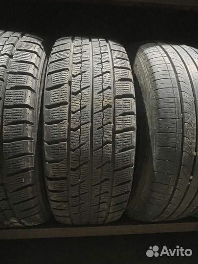 Goodyear Ice Navi Zea II 205/65 R16 90L