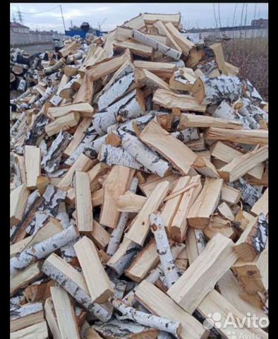 Дрова колатые много фото. Березовые дрова в мешках. Дрова колотые зимой. Дрова клуб в омске. Дрова новомосковск.