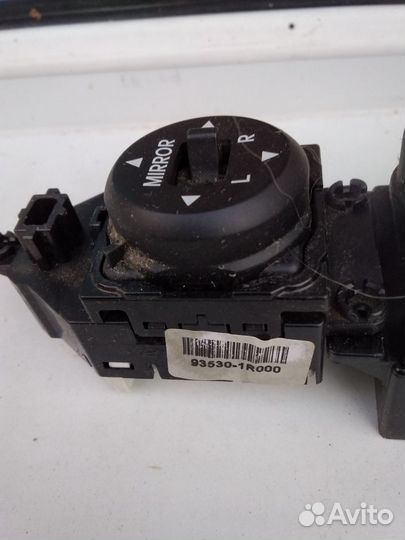 Hyundai Solaris блок зеркал