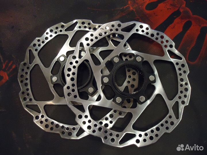 Велоаксессуары и велозапчасти