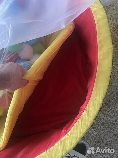 Сухой бассейн с шариками для детей