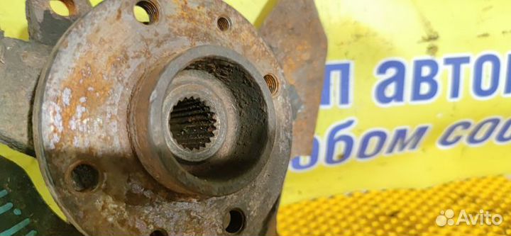 Кулак поворотный передний правый Renault Logan