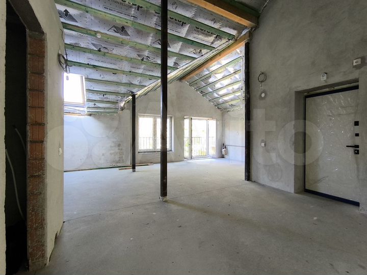 3-к. квартира, 90,6 м², 4/4 эт.