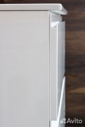 Тумба подвесная для ванных комнат 