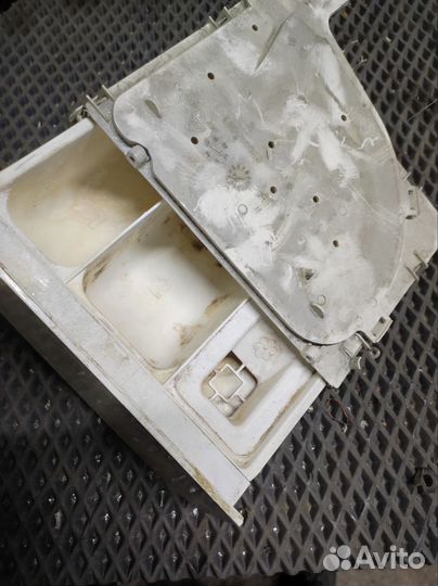 Порошкоприемник indesit wiun 81 csi