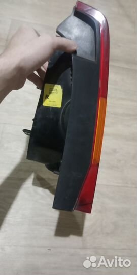 Фонарь задний правый Renault Logan 1