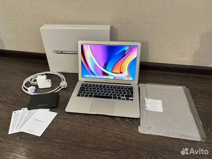 Отличный Apple MacBook Air 13 2013 комплект
