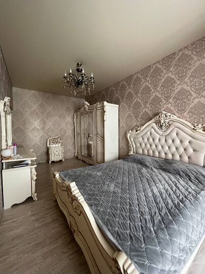 3-к. квартира, 90 м², 4/6 эт.