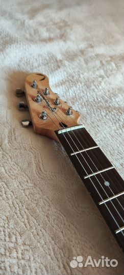 Электрогитара Dean Playmate