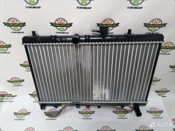 Радиатор охлаждения двигателя Kia Rio 1.3-1.5