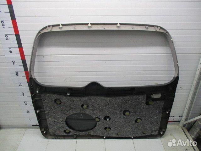 Обшивка двери багажника Toyota RAV 4 3 (CA30)