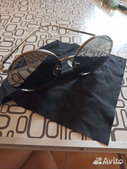 Солнцезащитные очки женские