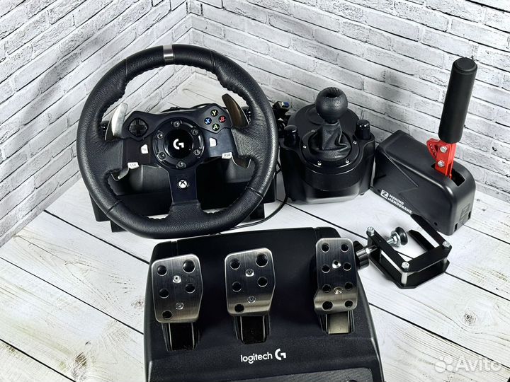 Игровой руль Logitech G920 с коробкой передач