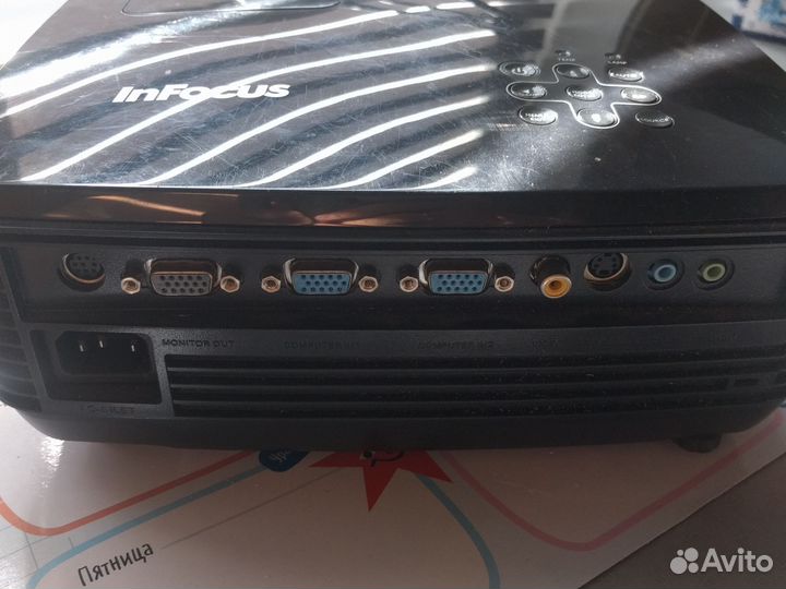 Проектор infocus in105