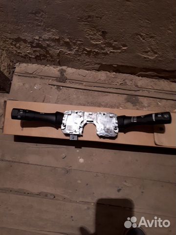 Продаю переключатель света на руль для Nissan Juke