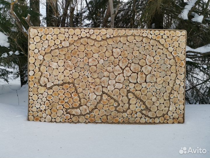 Панно из можжевельника