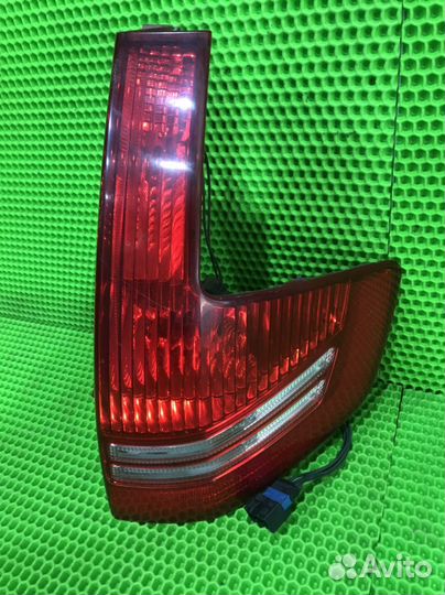 Фонарь задний правый Citroen c4