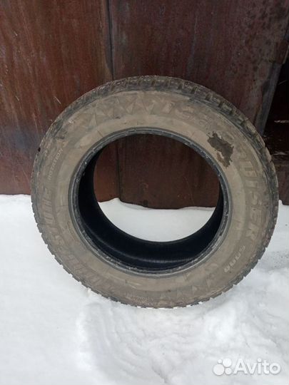 Bridgestone Ice Cruiser 5000 235/60 R16