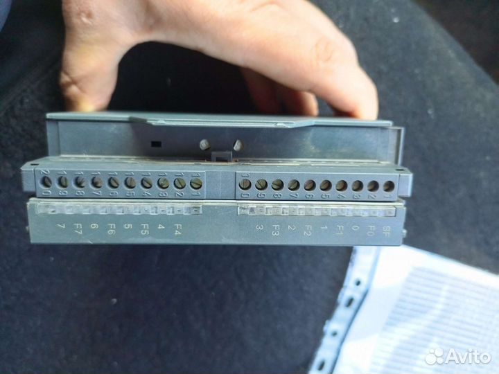 Модуль Siemens Simatic s7 6ES7 322-8BF00-0AB0