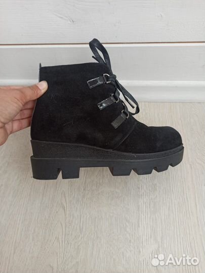 Ботинки зимние замшевые