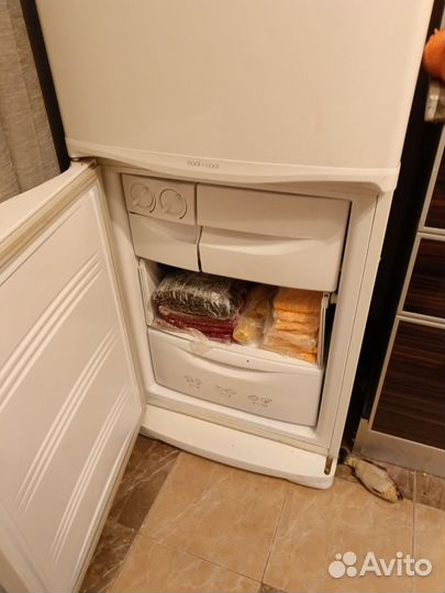 Холодильник бу samsung