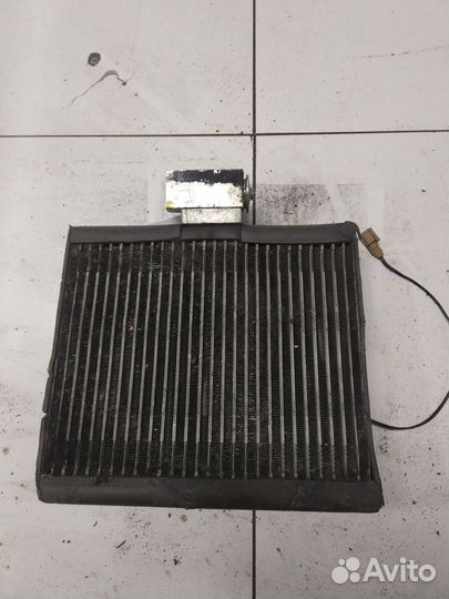 Nissan Almera (B10) радиатор кондиционера