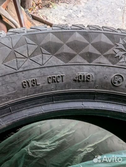 Continental ContiVikingContact 7 235/55 R18 104T