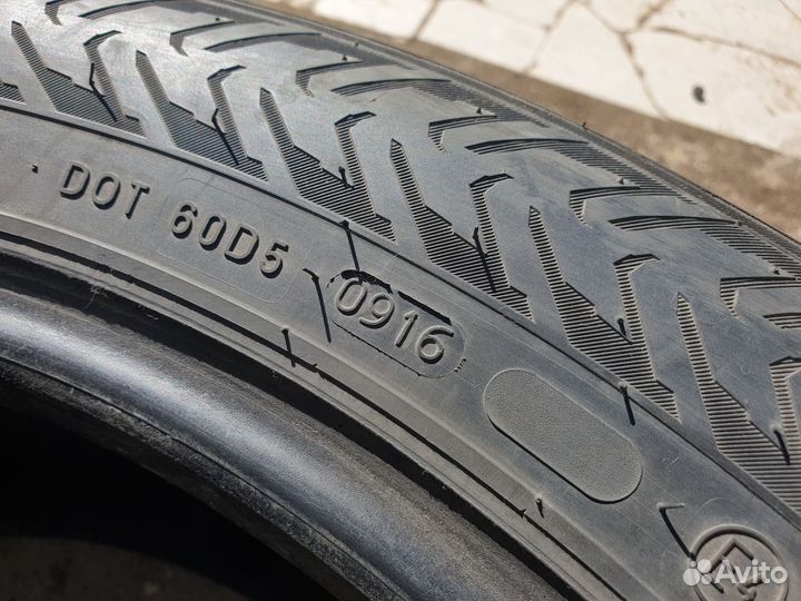 Nokian Tyres Hakkapeliitta 8 215/55 R17 98T