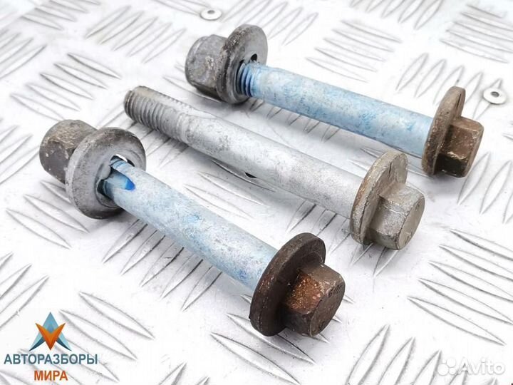 Болт Jaguar XF X250 2009