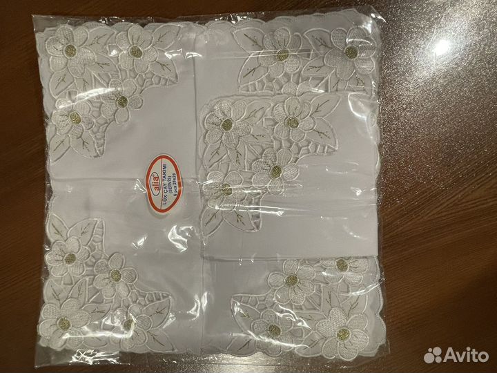 Салфетки сервировочные с вышивкой