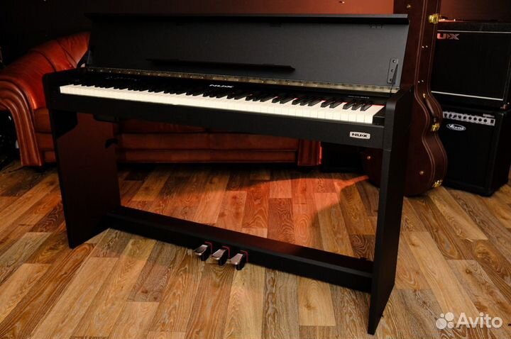 Цифровое пианино Nux Cherub WK-310