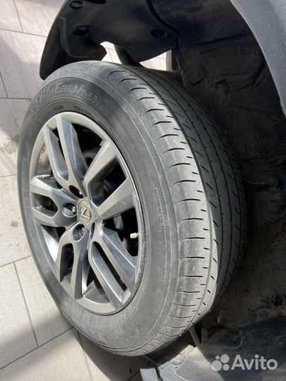 Yokohama BluEarth E51 225/60 R18